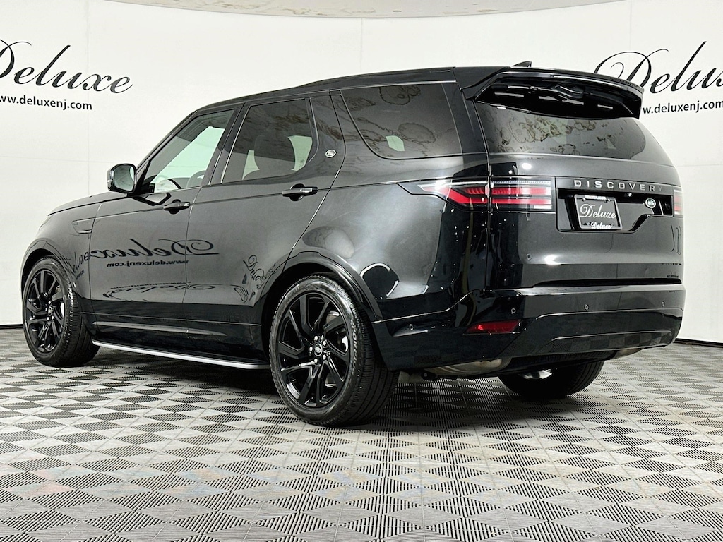 Used 2023 Land Rover Discovery S R-Dynamic AWD 3-ROW SEAT SUV,