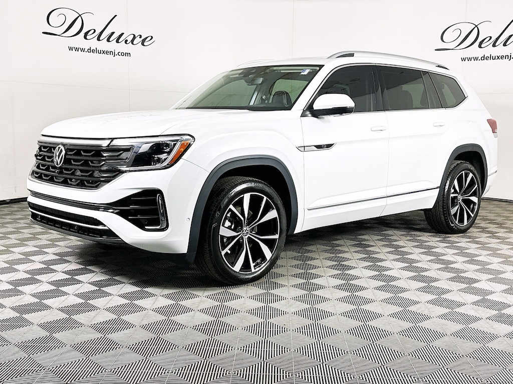 Used 2024 Volkswagen Atlas 2.0T SEL Premium R-Line 4MOTION 3-ROW SEAT SUV,
