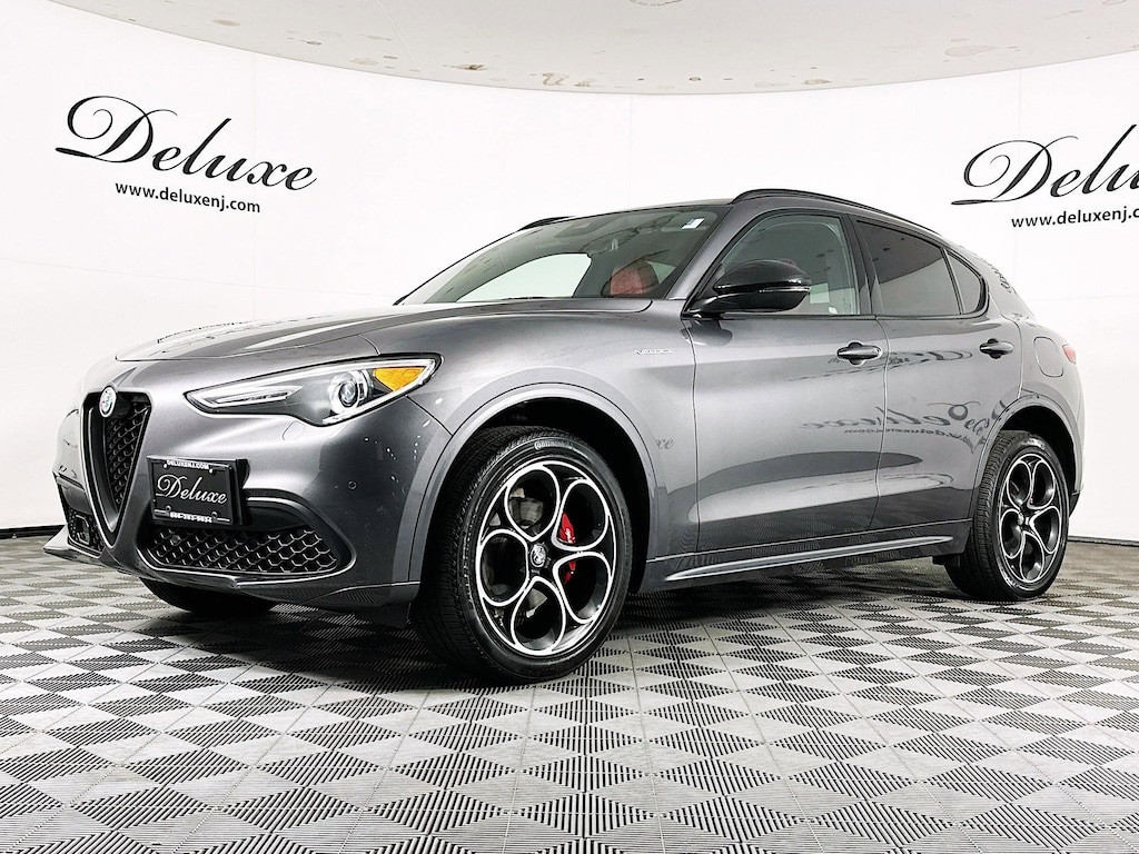 Used 2022 Alfa Romeo Stelvio Veloce AWD SUV,