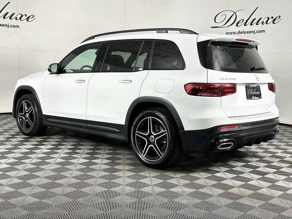 Used 2024 Mercedes-Benz GLB-Class GLB 250 AMG Line Night 4MATIC SUV,