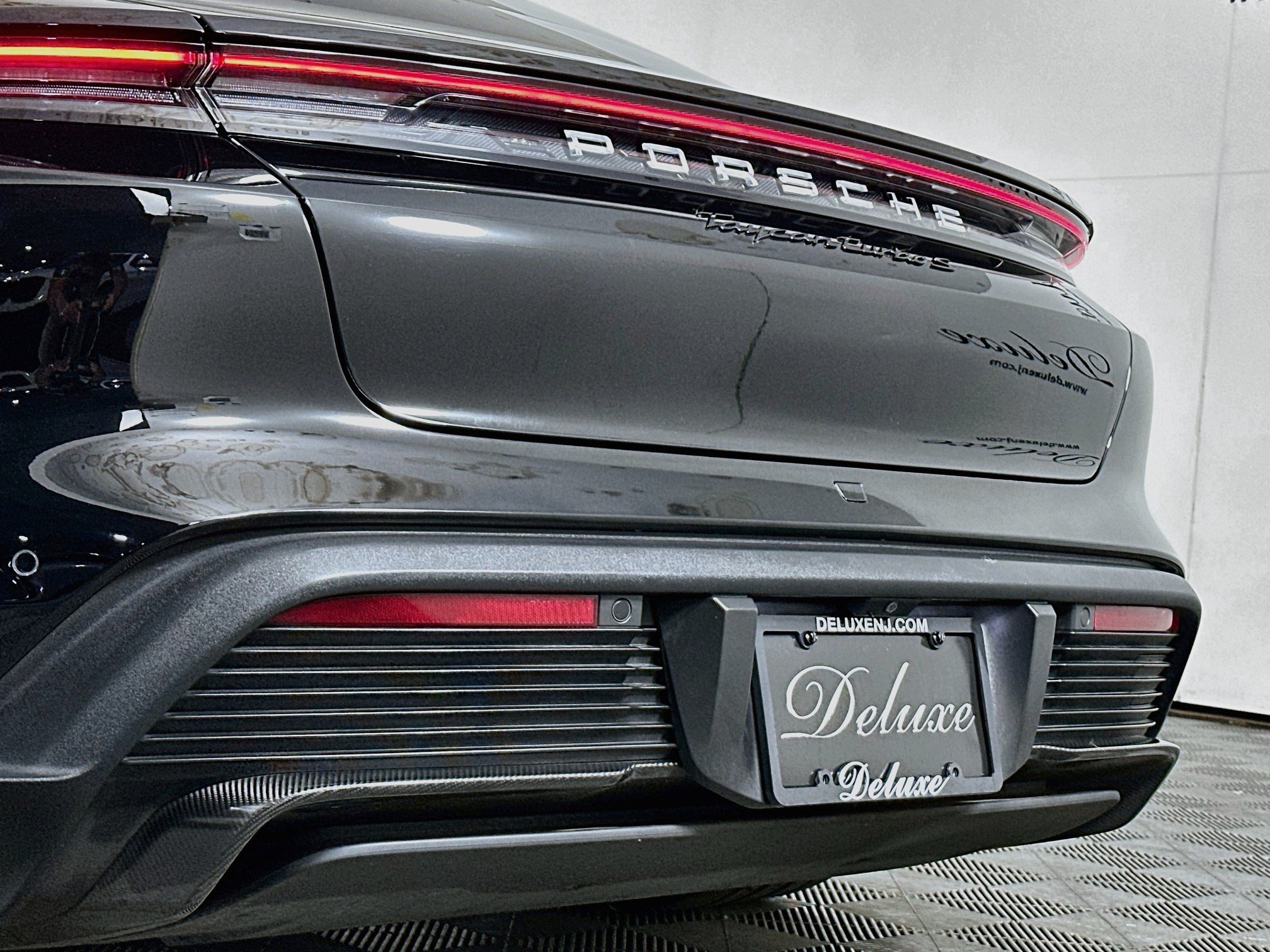 2022 Porsche Taycan 24