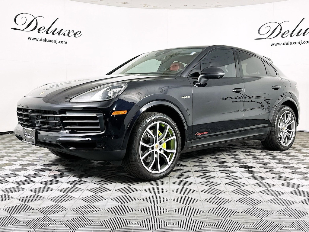 Used 2022 Porsche Cayenne E-Hybrid AWD Coupe SUV,