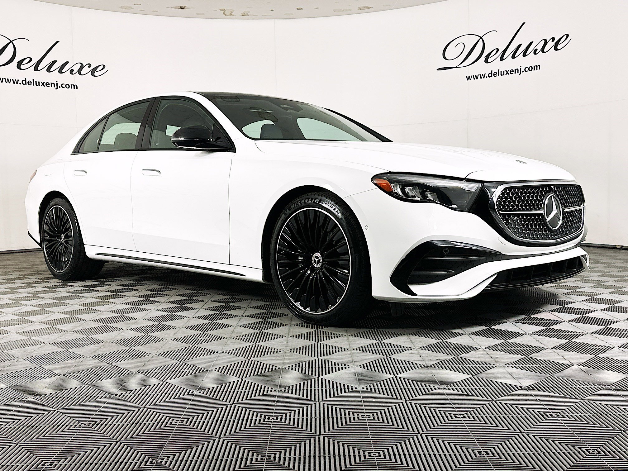 2024 Mercedes-Benz E-Class E350's photo