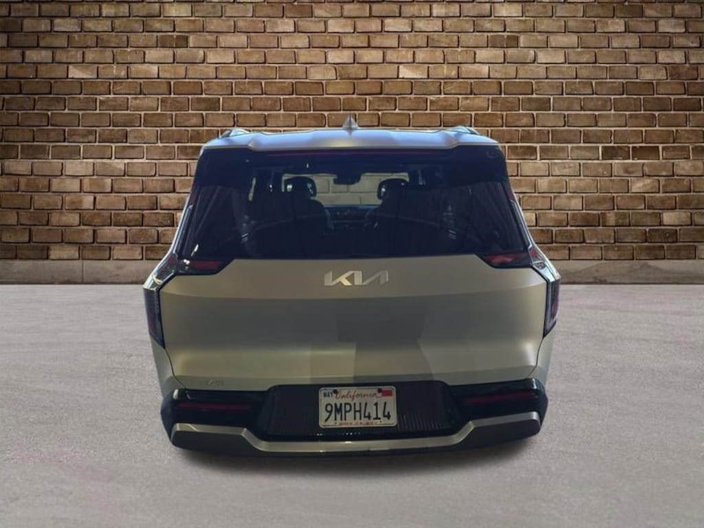 Used 2024 Kia EV9 Land Long Range AWD 3-ROW SEAT SUV,