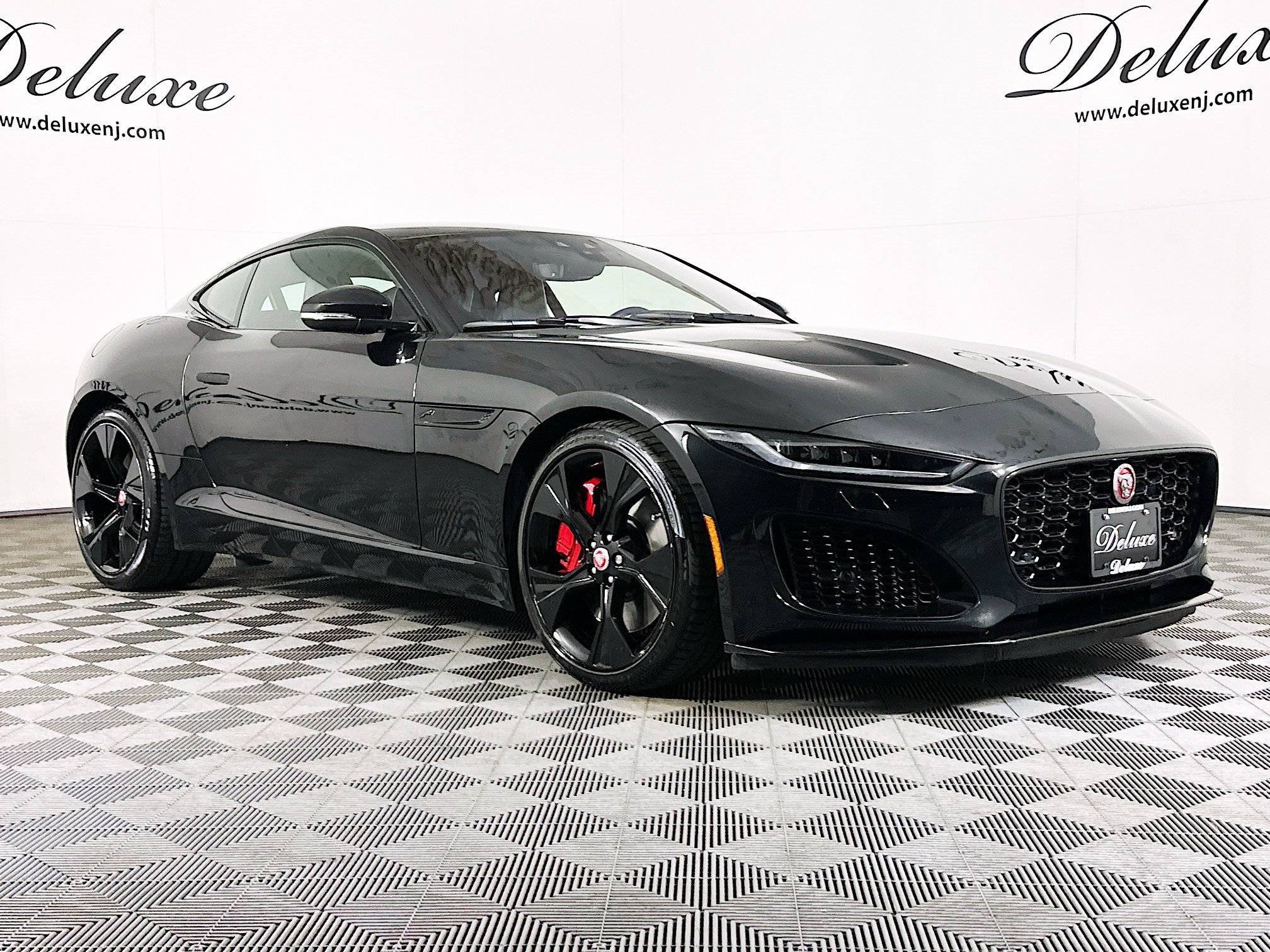 2022 Jaguar F-TYPE P450 Coupe's photo