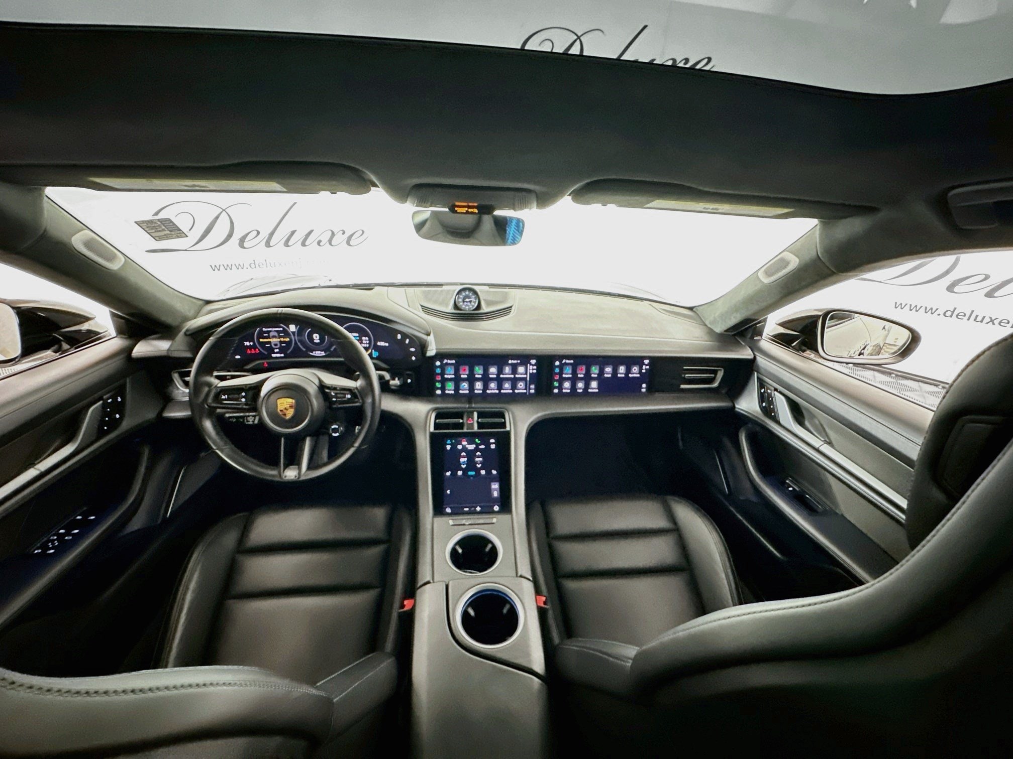 2022 Porsche Taycan 17