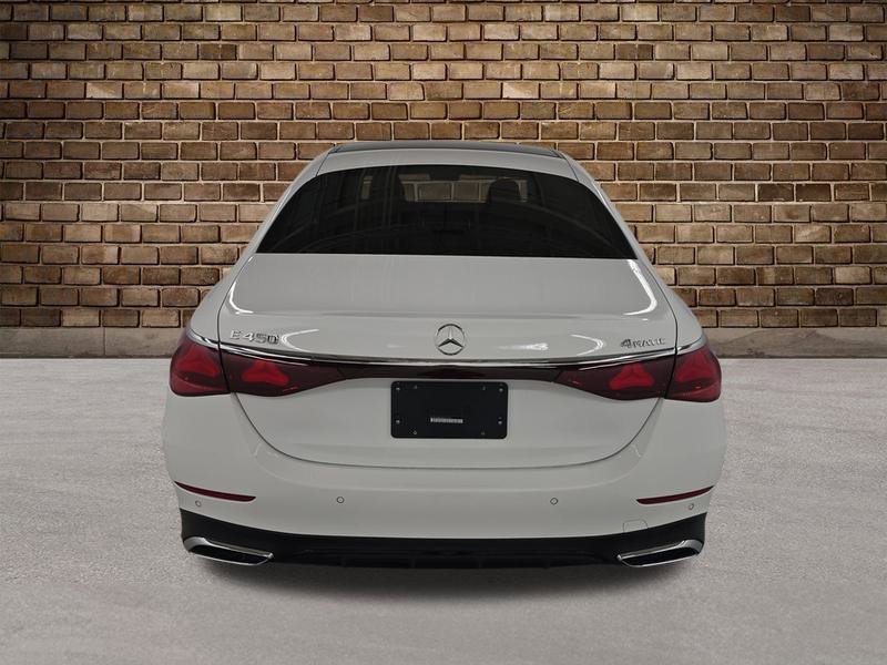 2025 Mercedes Benz E 450 4MATIC photo 4