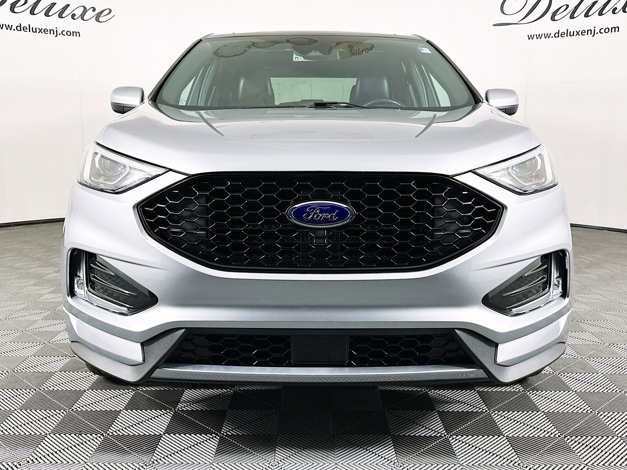 2021 Ford Edge ST-Line photo 2