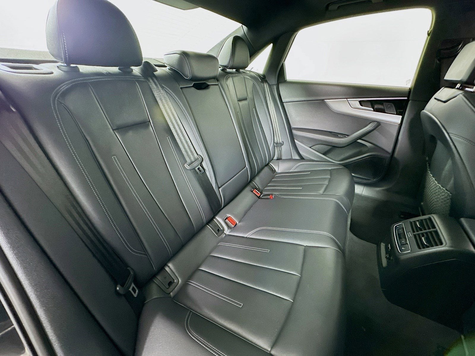 2024 Audi A4 Prestige - Photo 29