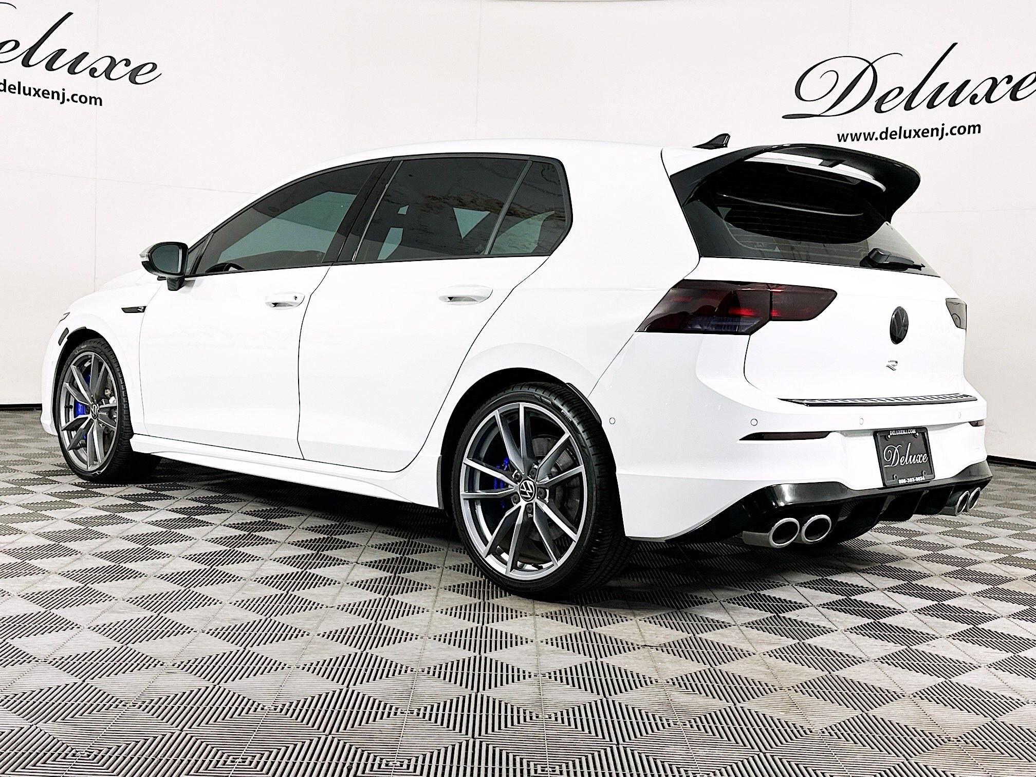 2024 Volkswagen Golf R TSI 4Motion photo 4