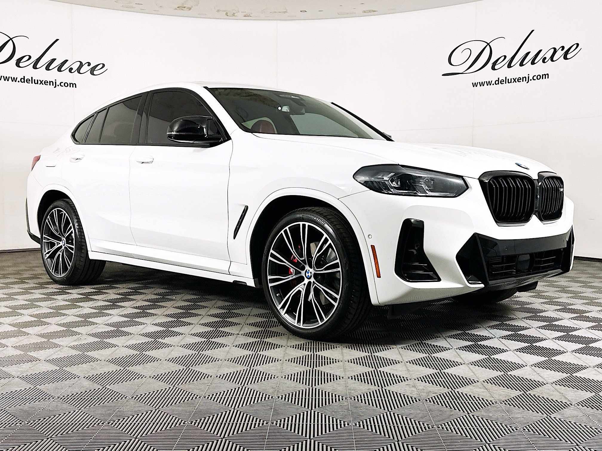 2024 BMW X4 M40i's photo