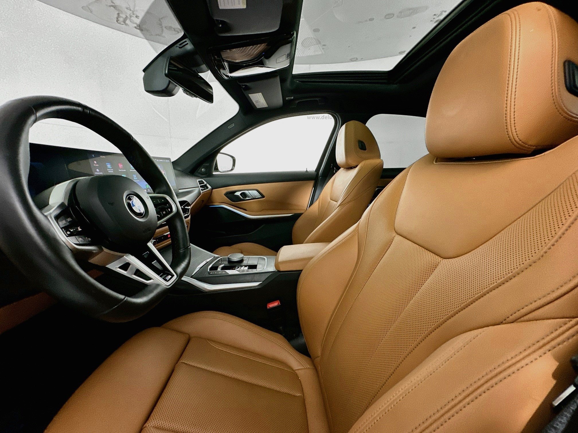 2025 BMW 3 Series 19