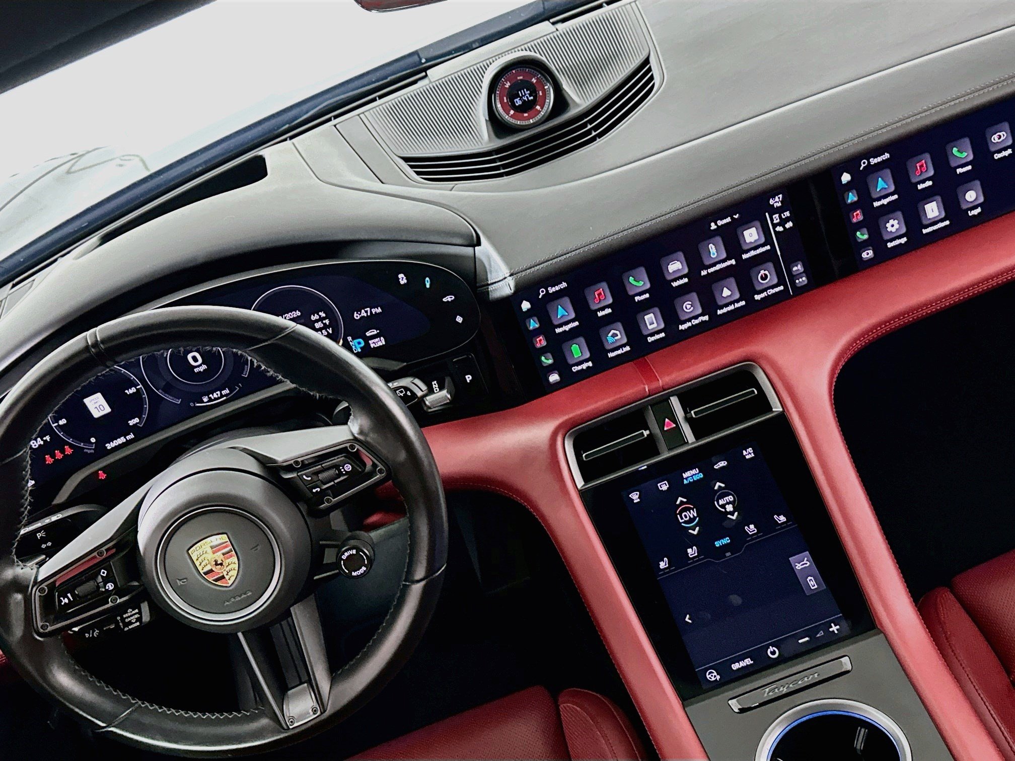2023 Porsche Taycan 16