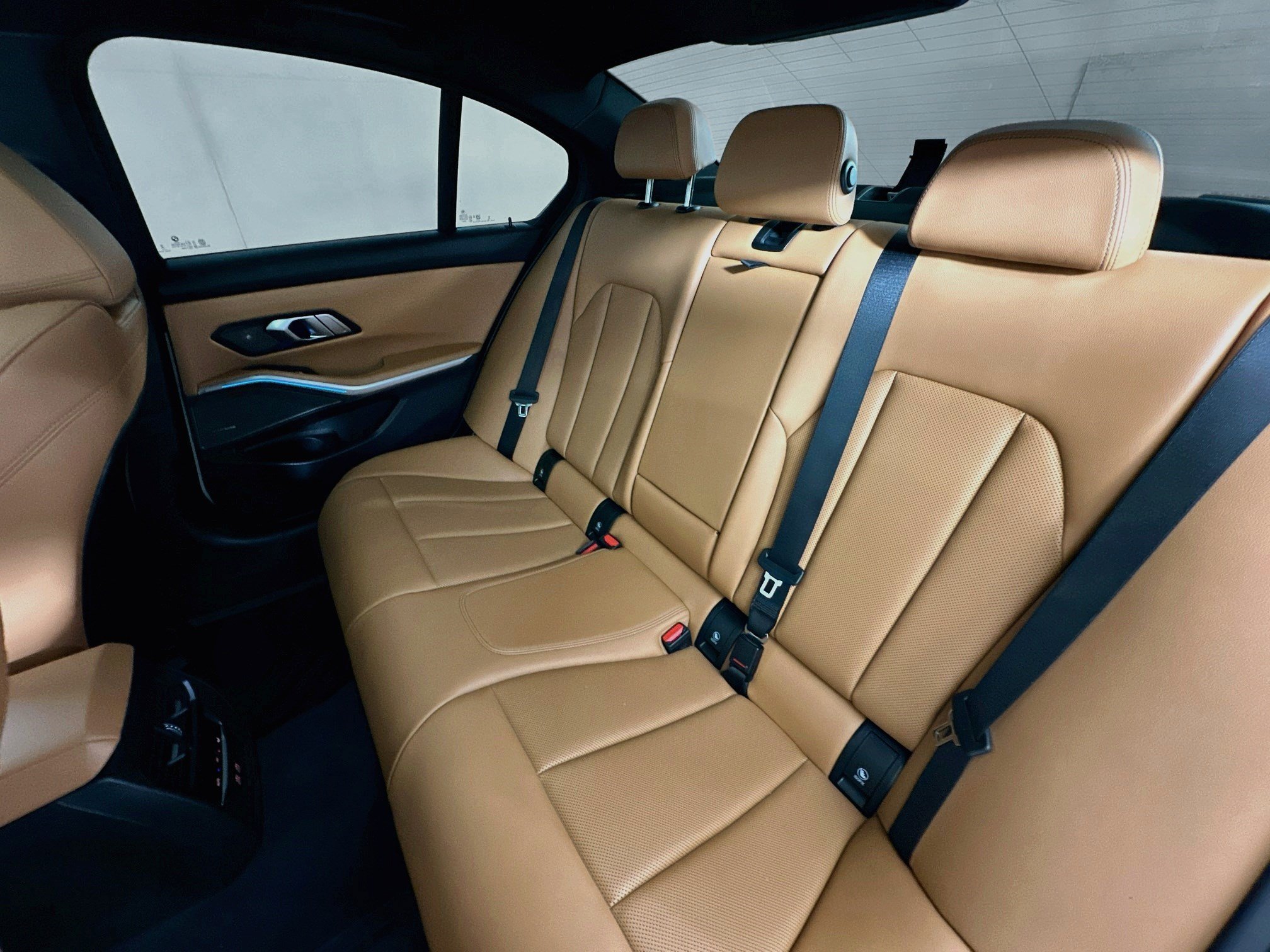 2025 BMW 3 Series 22