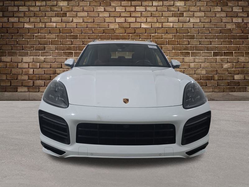 2022 Porsche Cayenne GTS photo 3