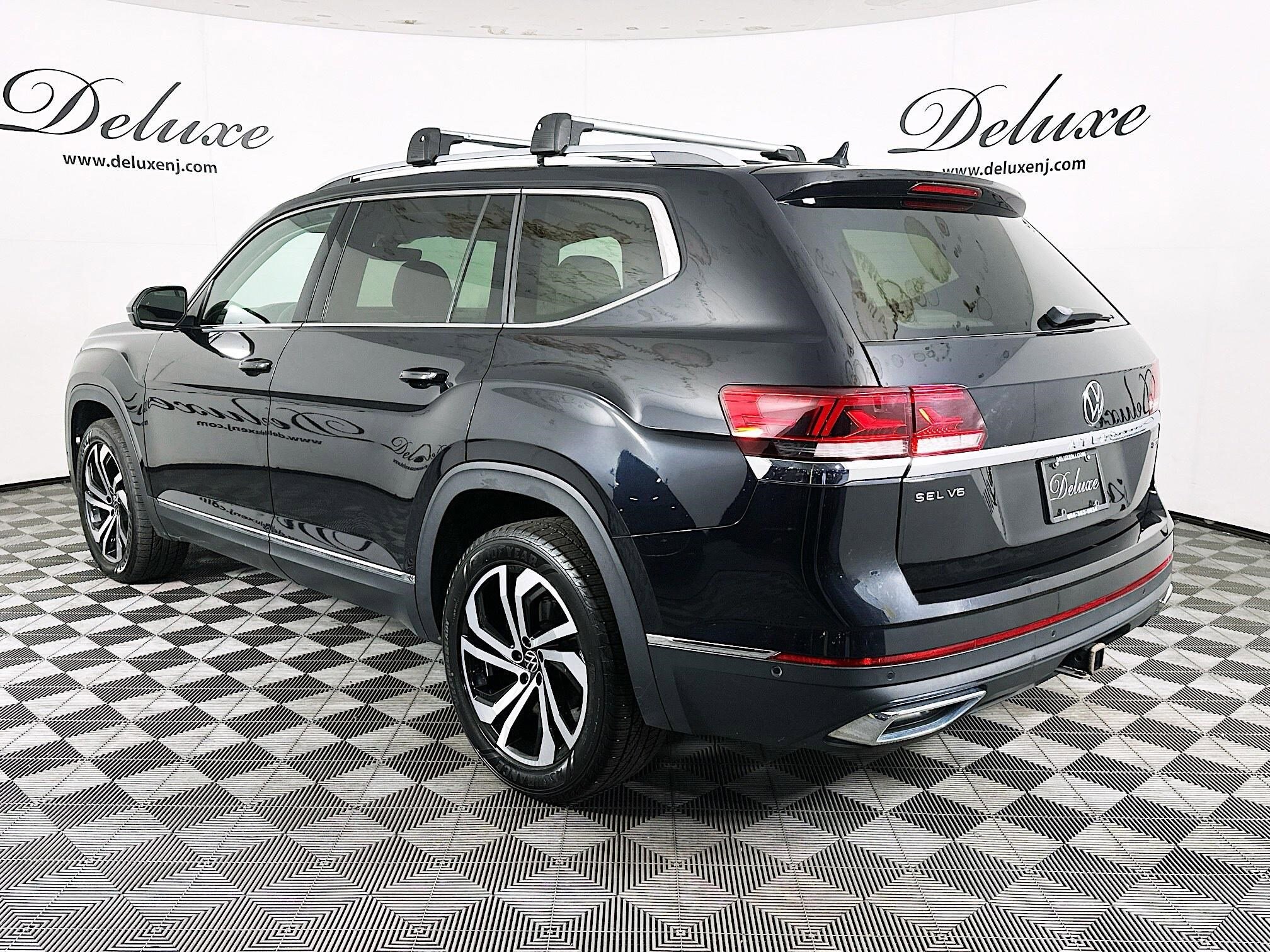 2021 Volkswagen Atlas SEL Premium photo 4