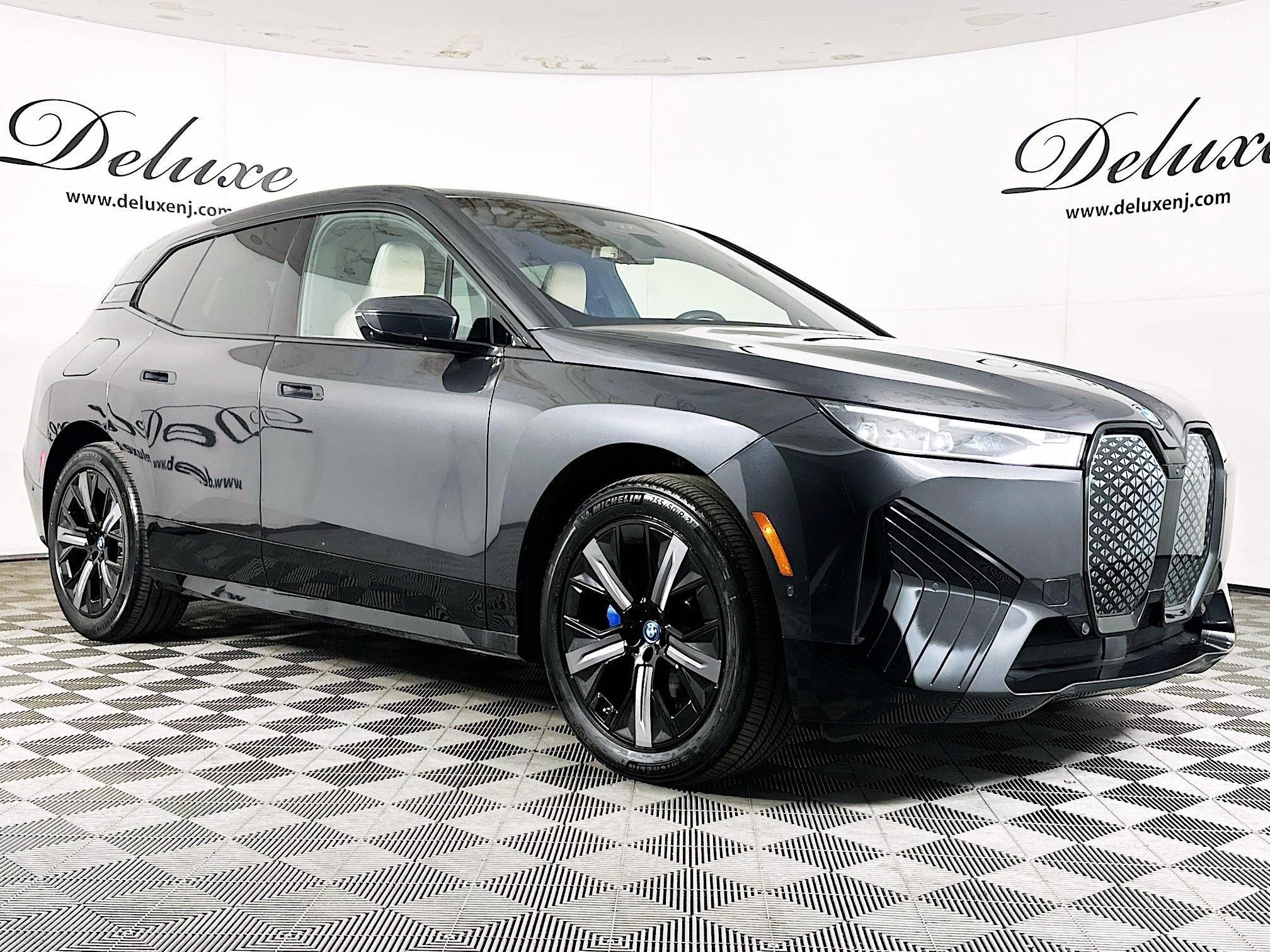 2024 BMW iX xDrive50's photo