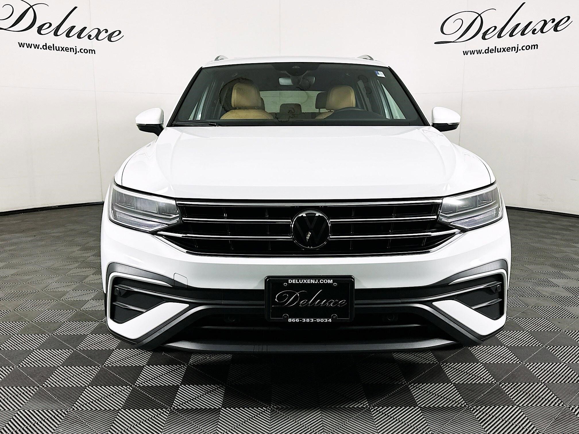 2024 Volkswagen Tiguan SE Wolfsburg Edition photo 2