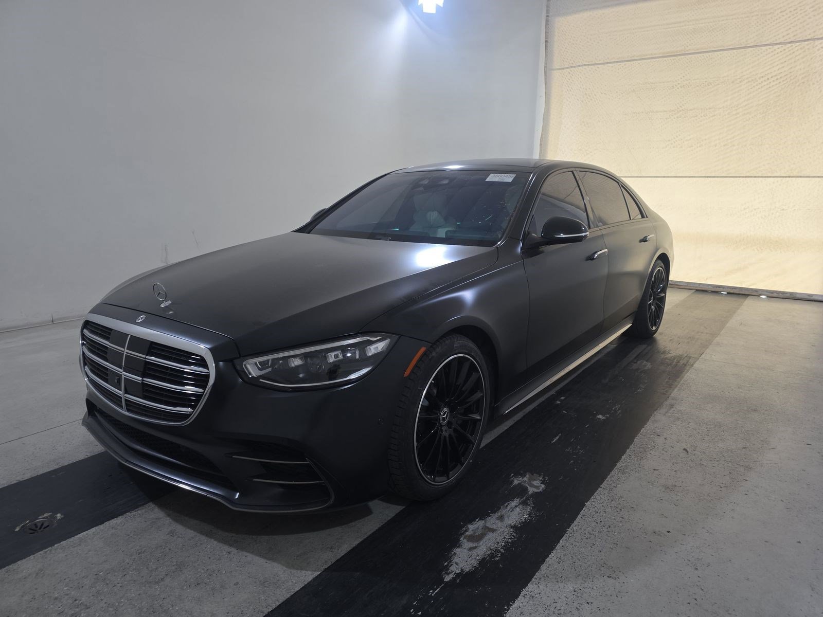 2023 Mercedes Benz S 580 4MATIC photo 2
