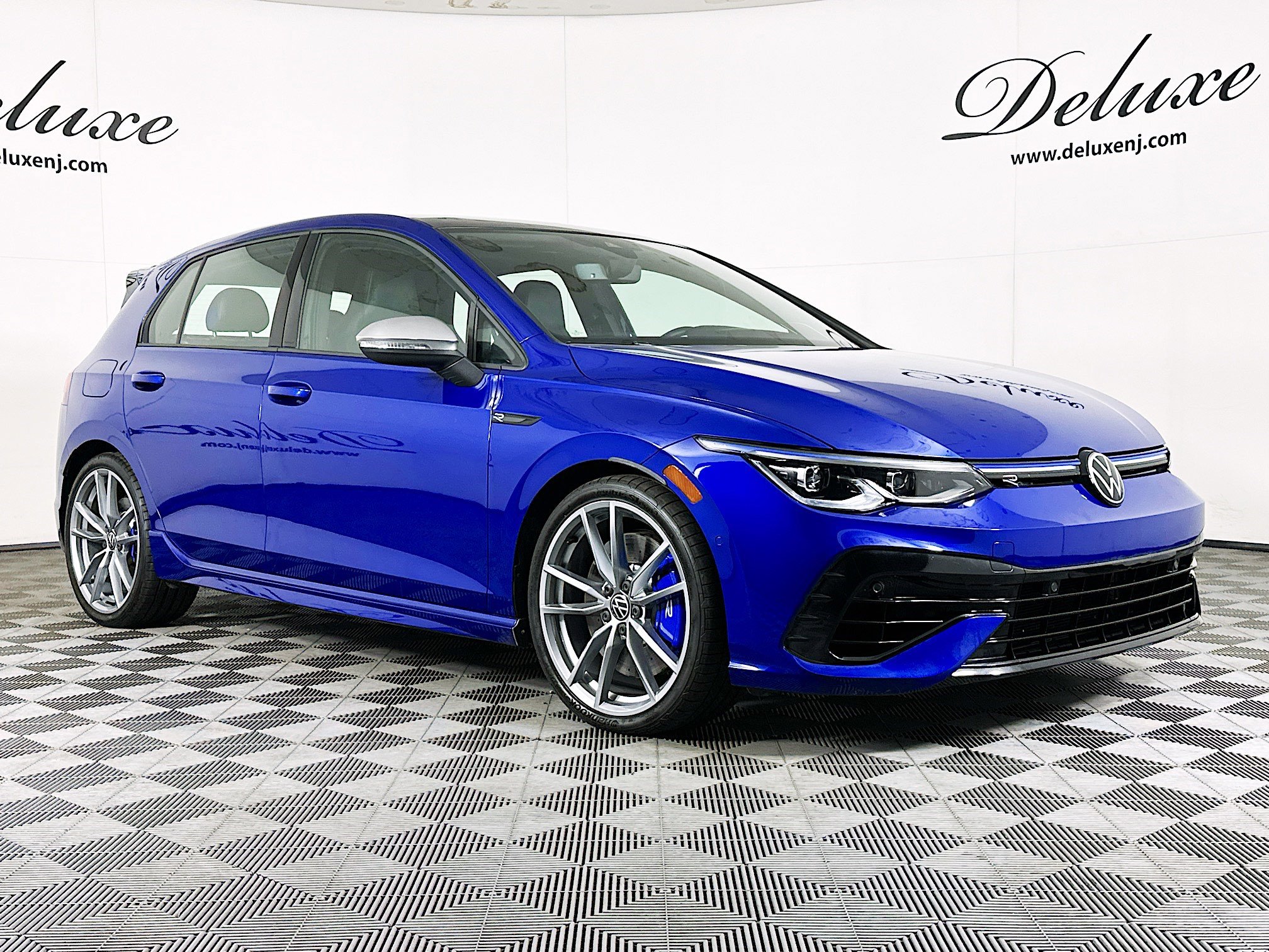 2024 Volkswagen Golf R R's photo