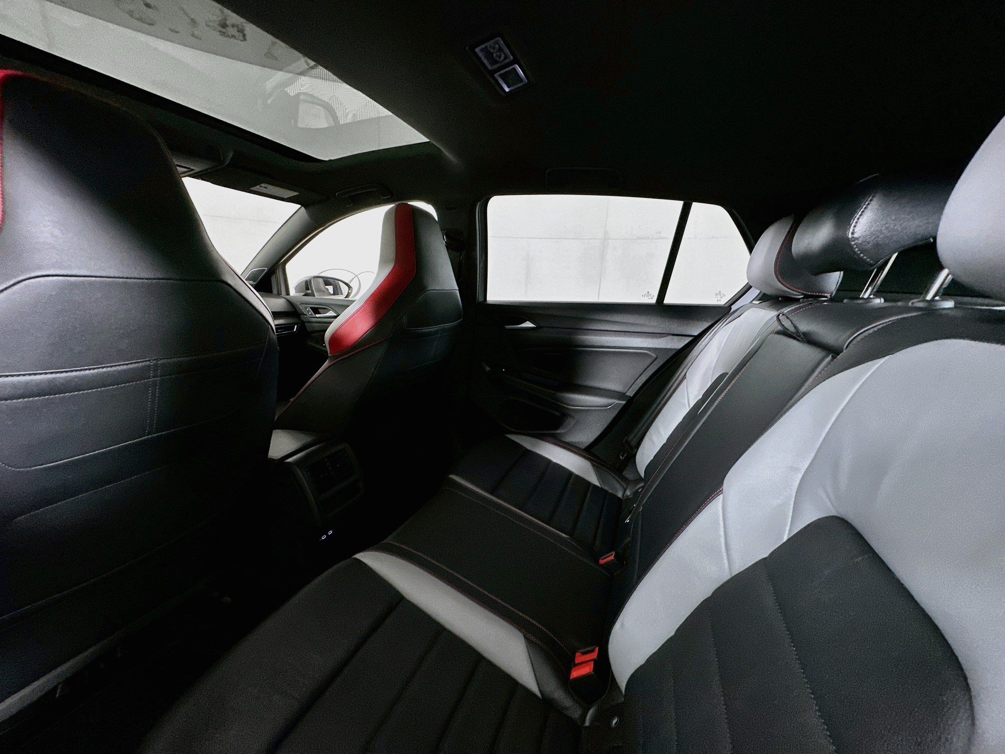 2023 Volkswagen Golf GTI 22