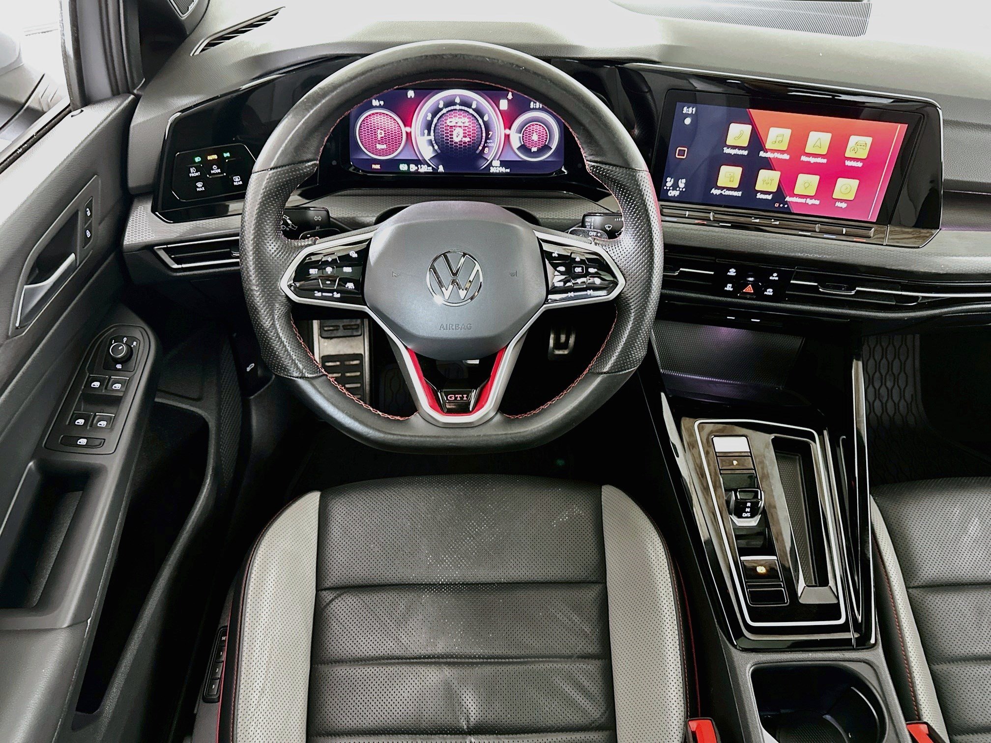 2023 Volkswagen Golf GTI 19