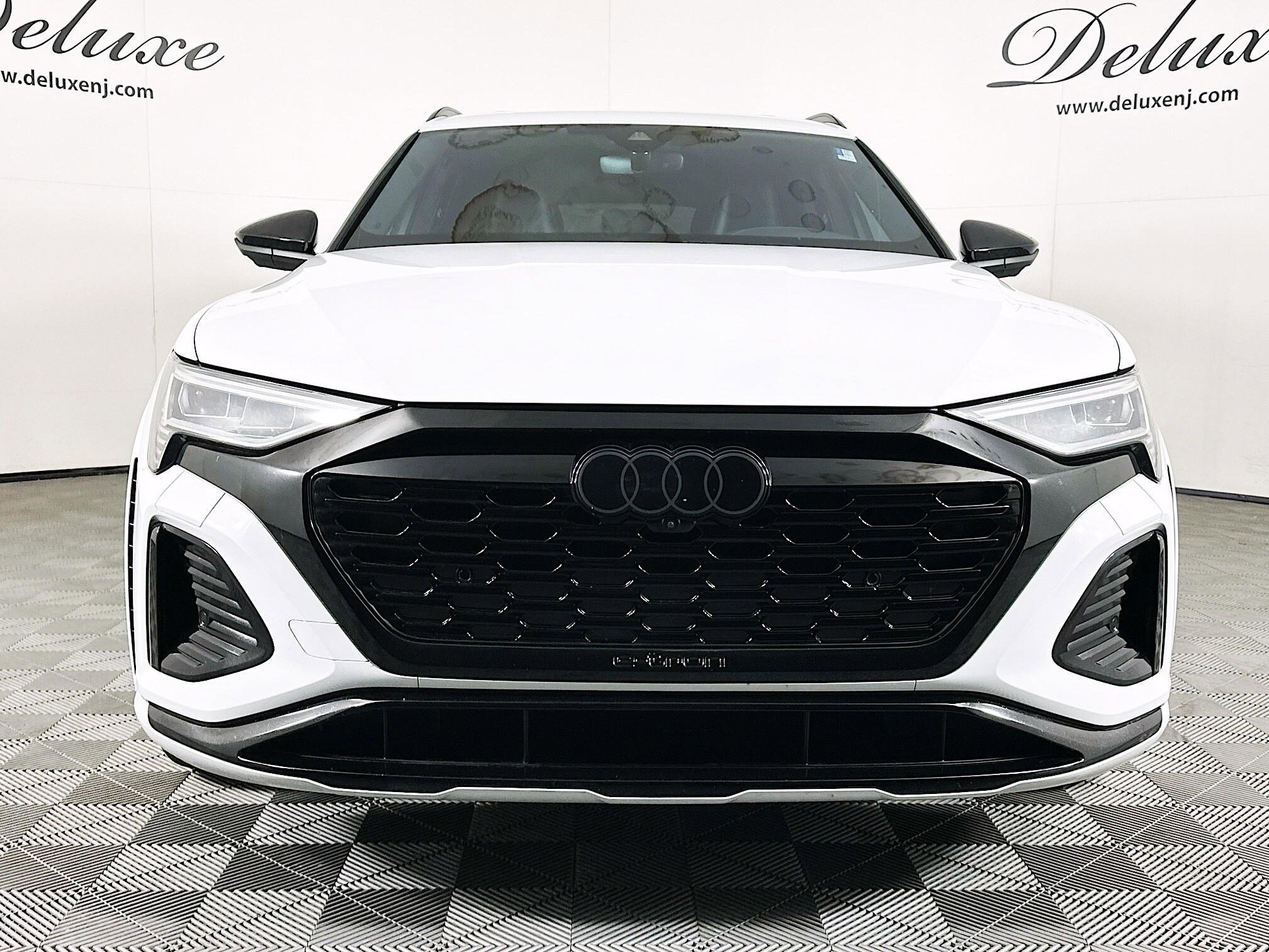 2024 Audi SQ8 Premium Plus photo 2