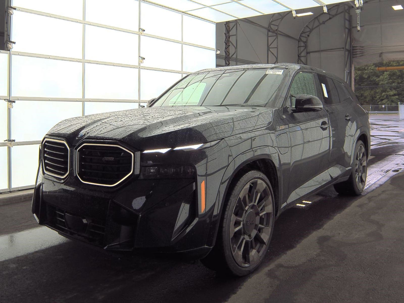 2023 Bmw XM photo 2