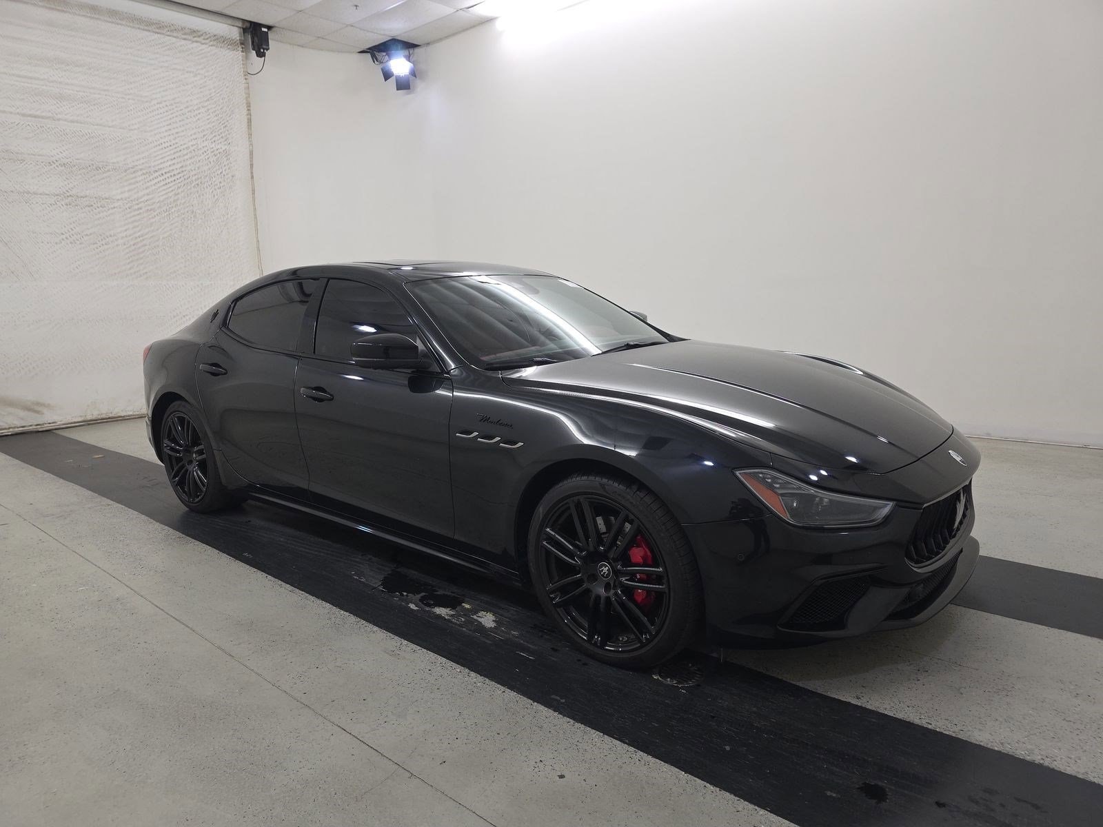 2023 Maserati Ghibli Modena Q4's photo