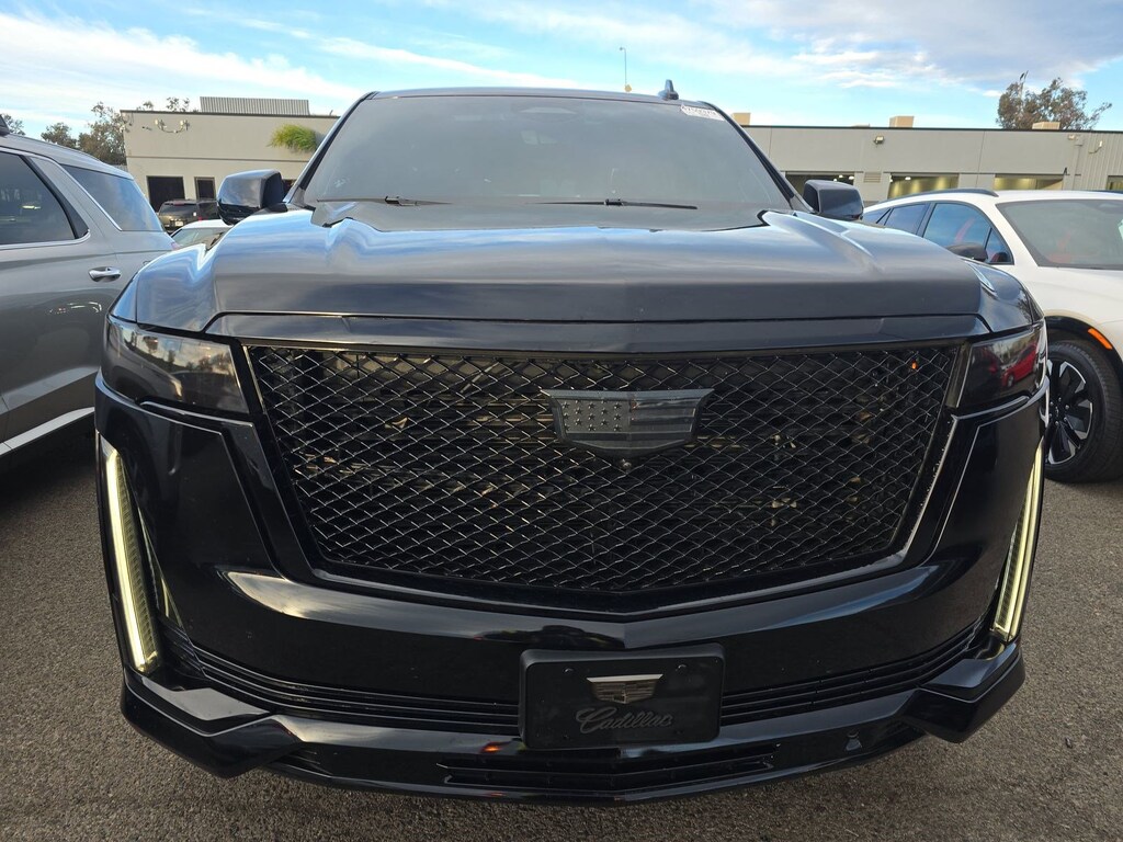 Used 2023 Cadillac Escalade 4WD Sport Platinum 4WD Sport Platinum