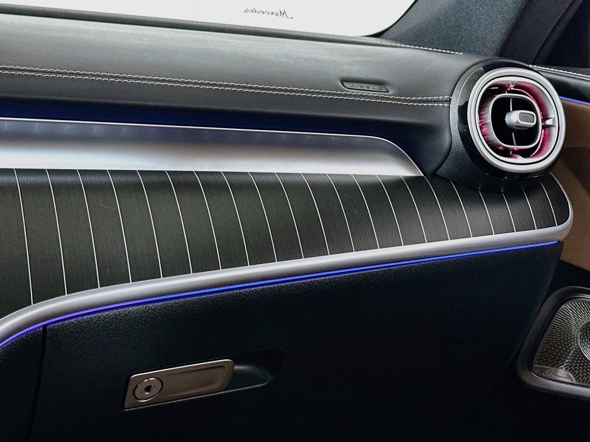 2025 Mercedes-Benz CLE 13