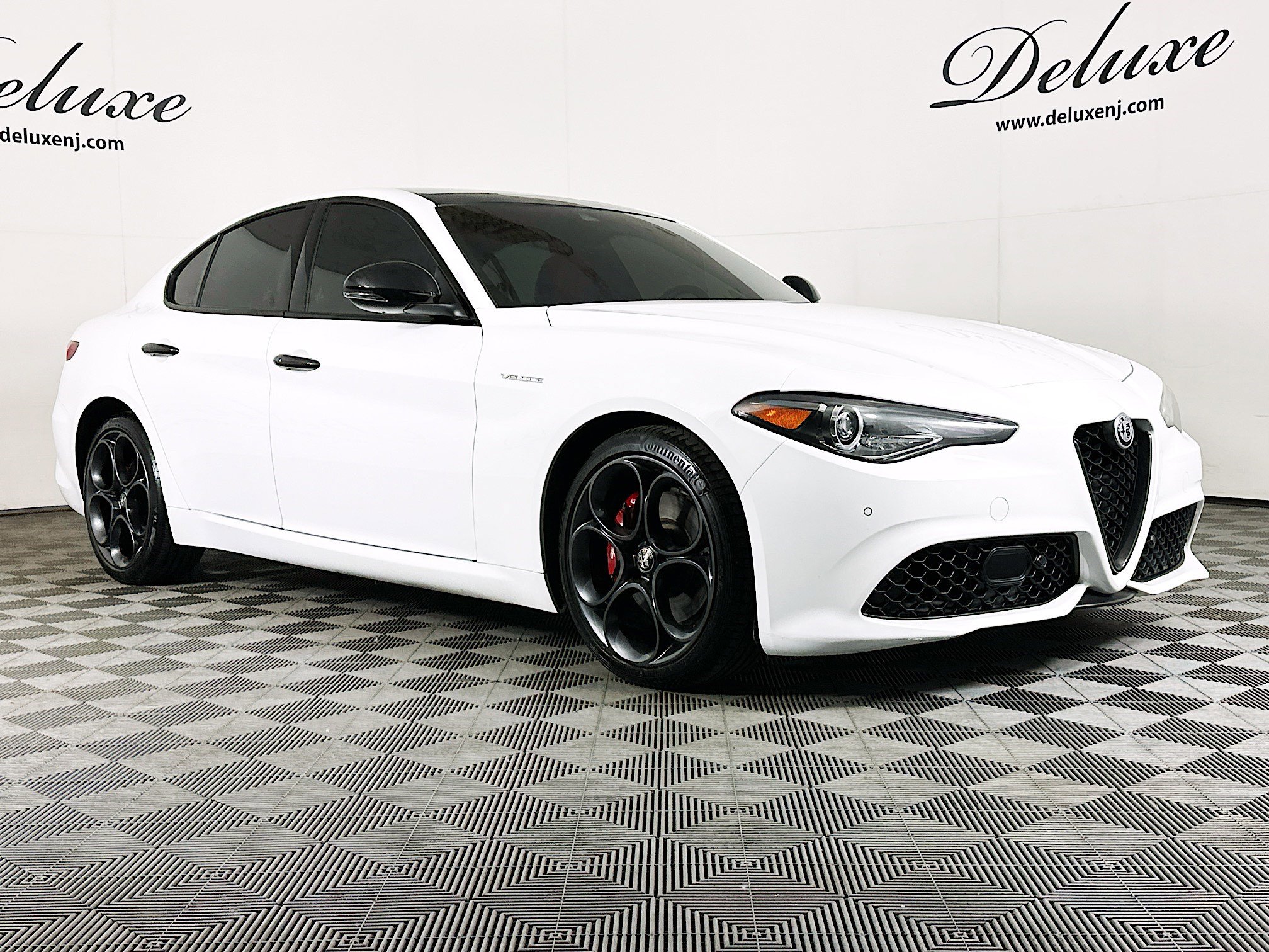 2023 Alfa Romeo Giulia Veloce AWD's photo