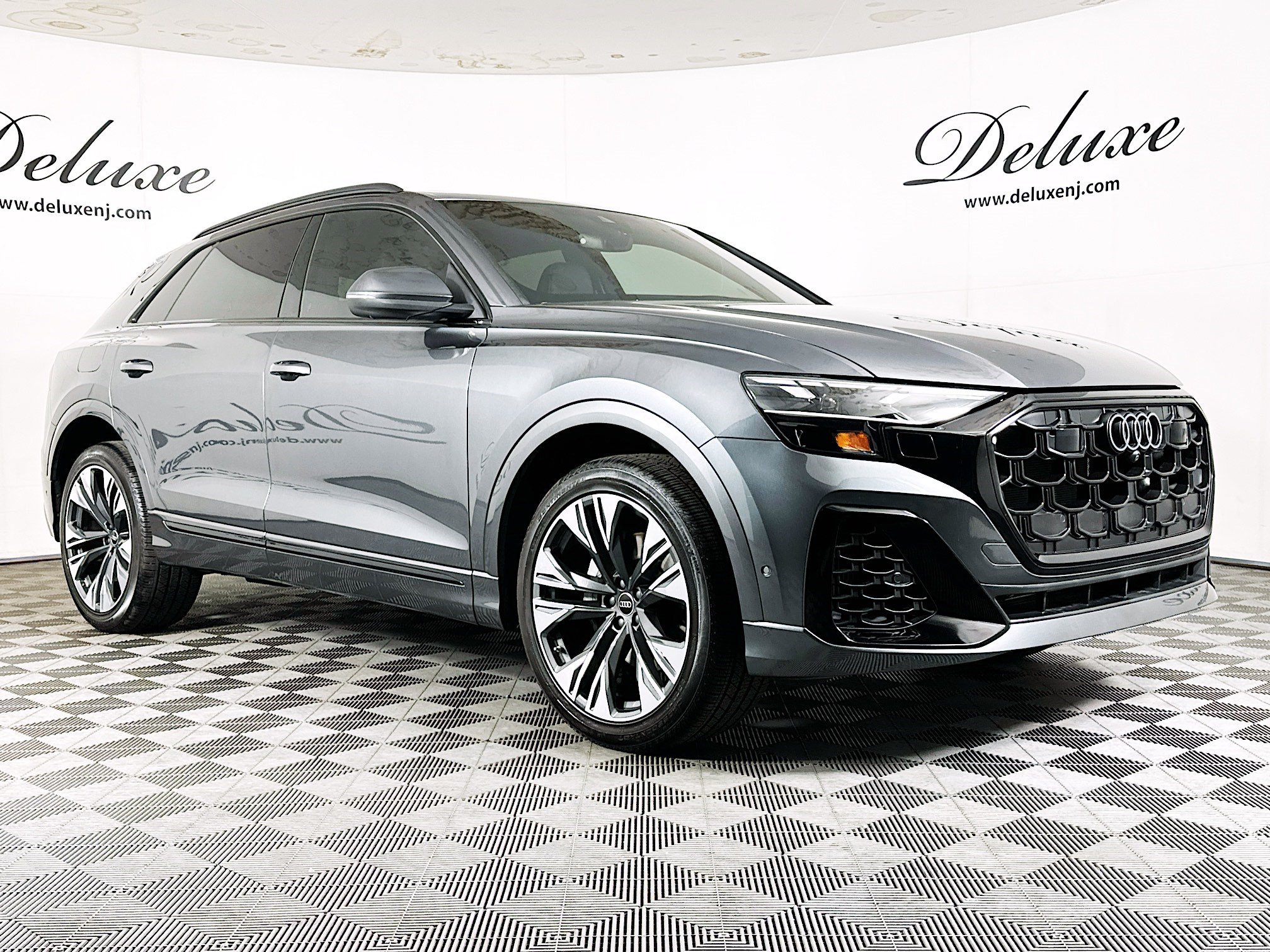 2024 Audi Q8