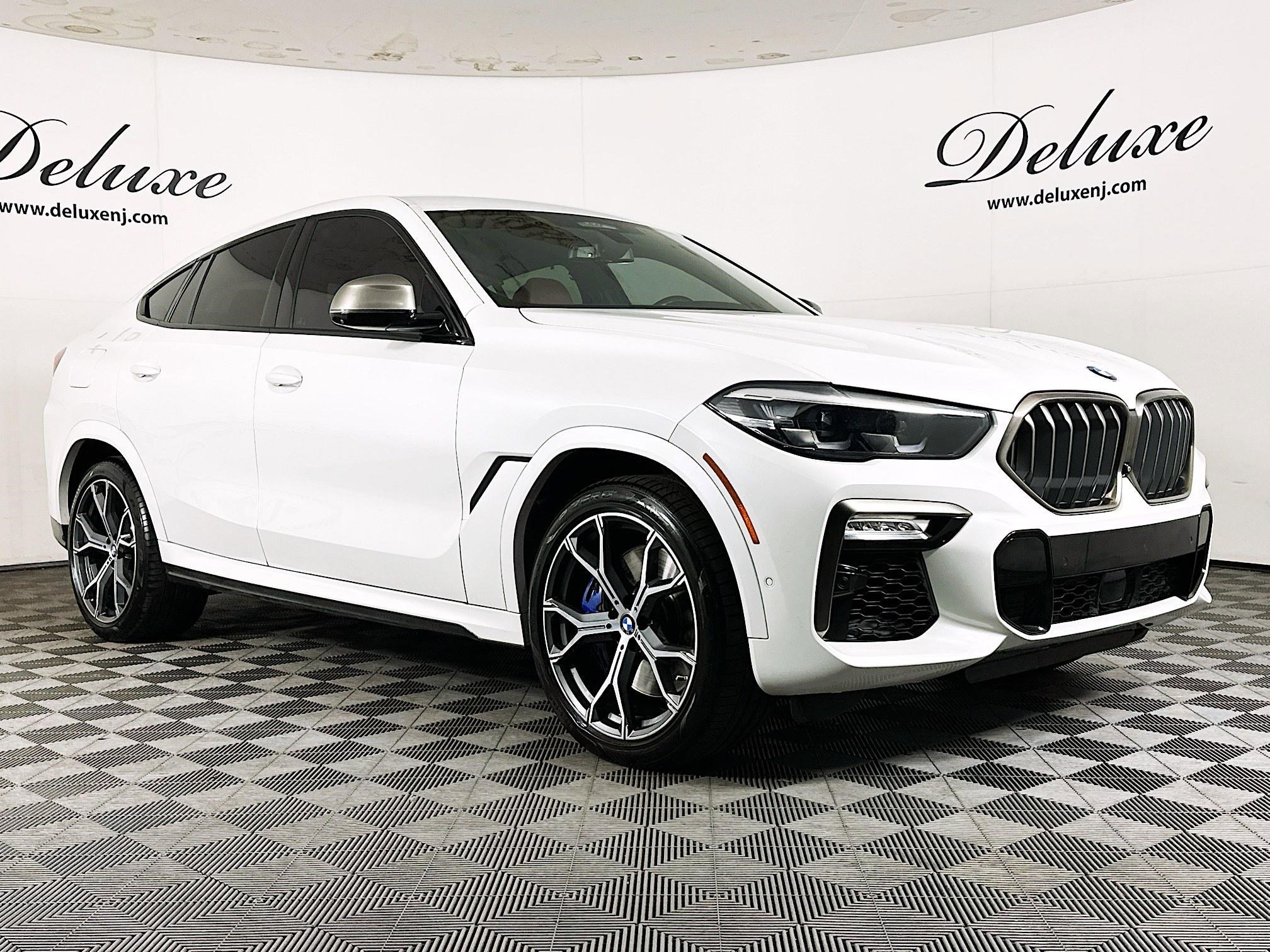 2021 BMW X6 M50i's photo