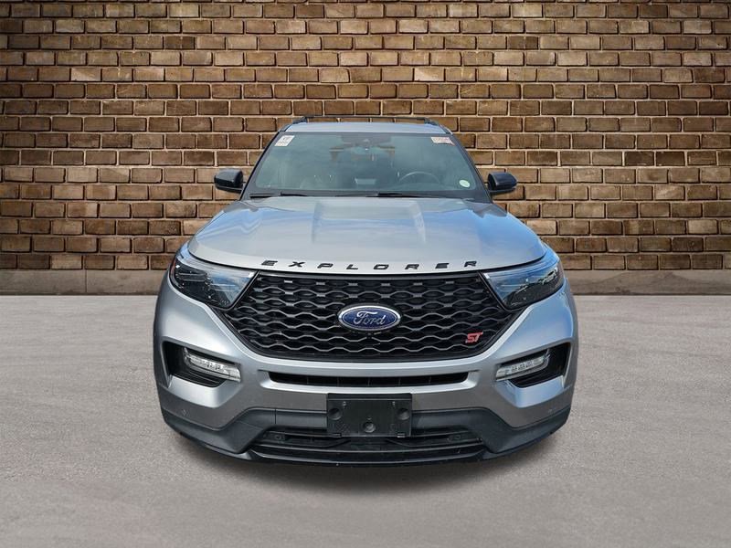 2021 Ford Explorer ST photo 3