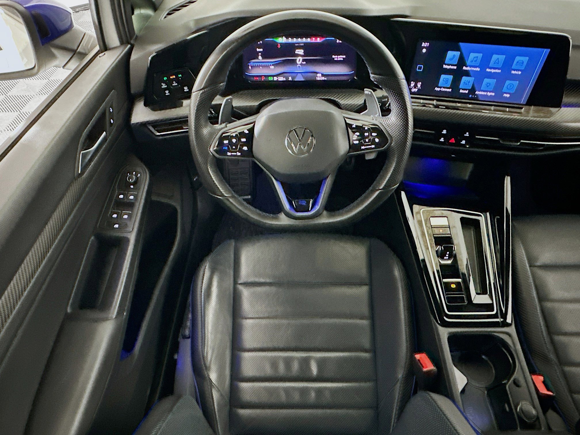 2023 Volkswagen Golf R 18