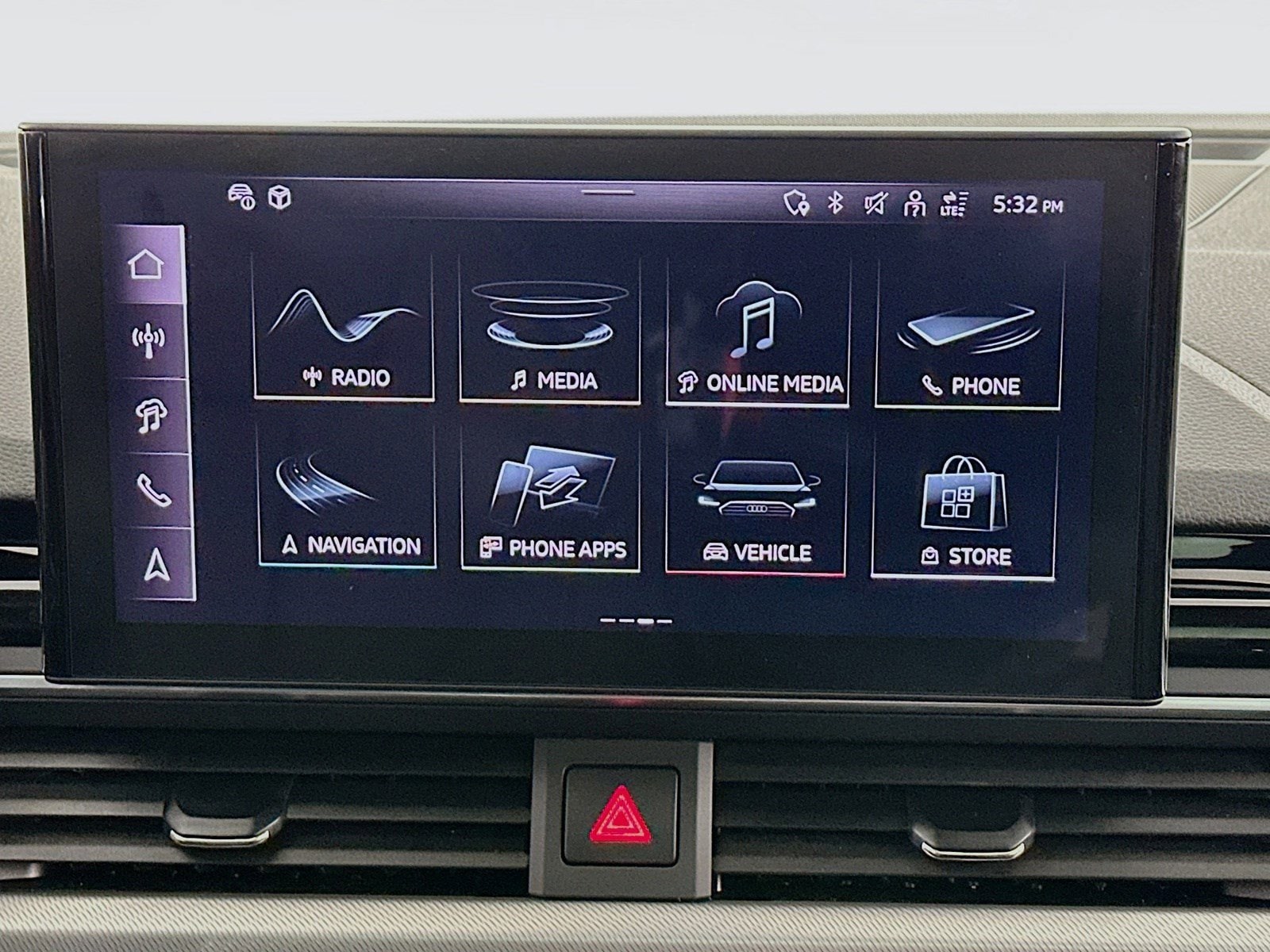 2024 Audi A4 Prestige - Photo 12