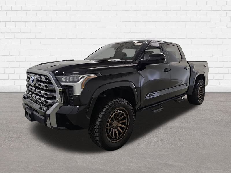 2023 Toyota Tundra Platinum CrewMax photo 2