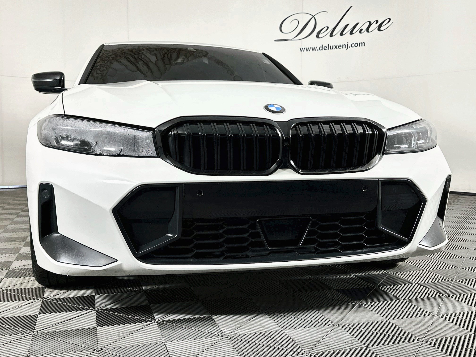 2025 BMW 3 Series 29