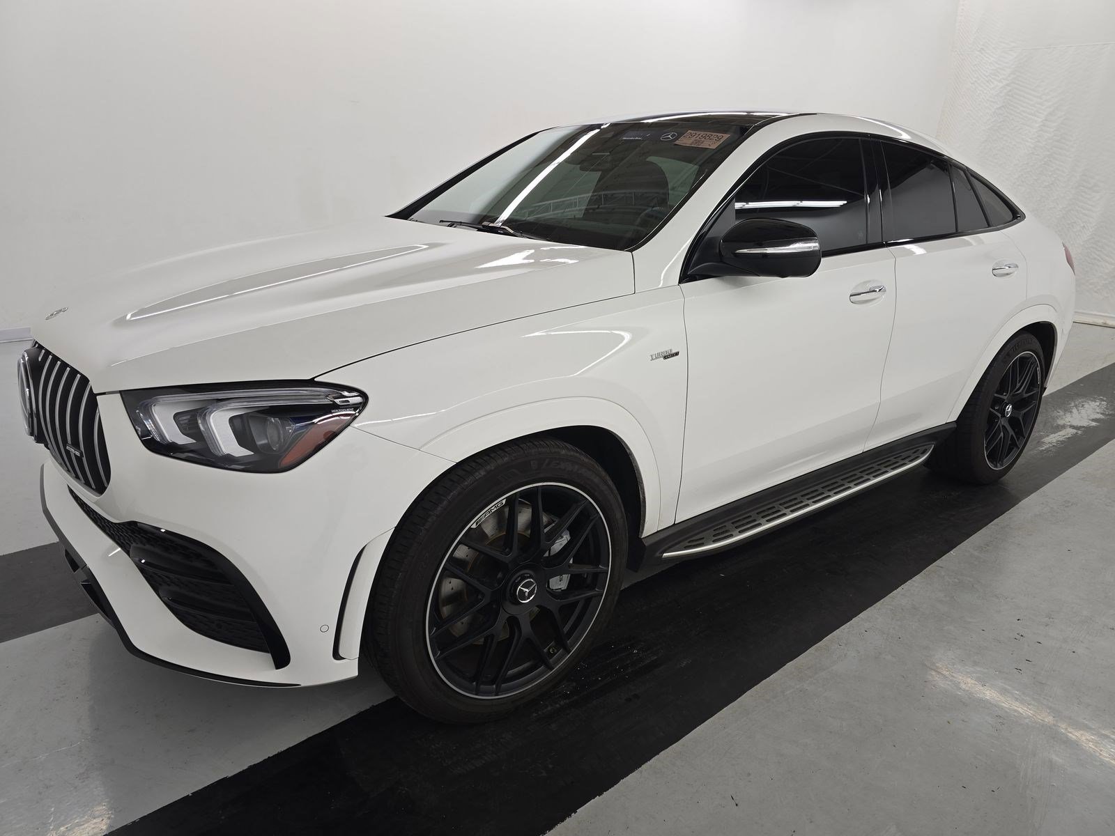 2022 Mercedes Benz GLE AMG 53 4MATIC photo 2