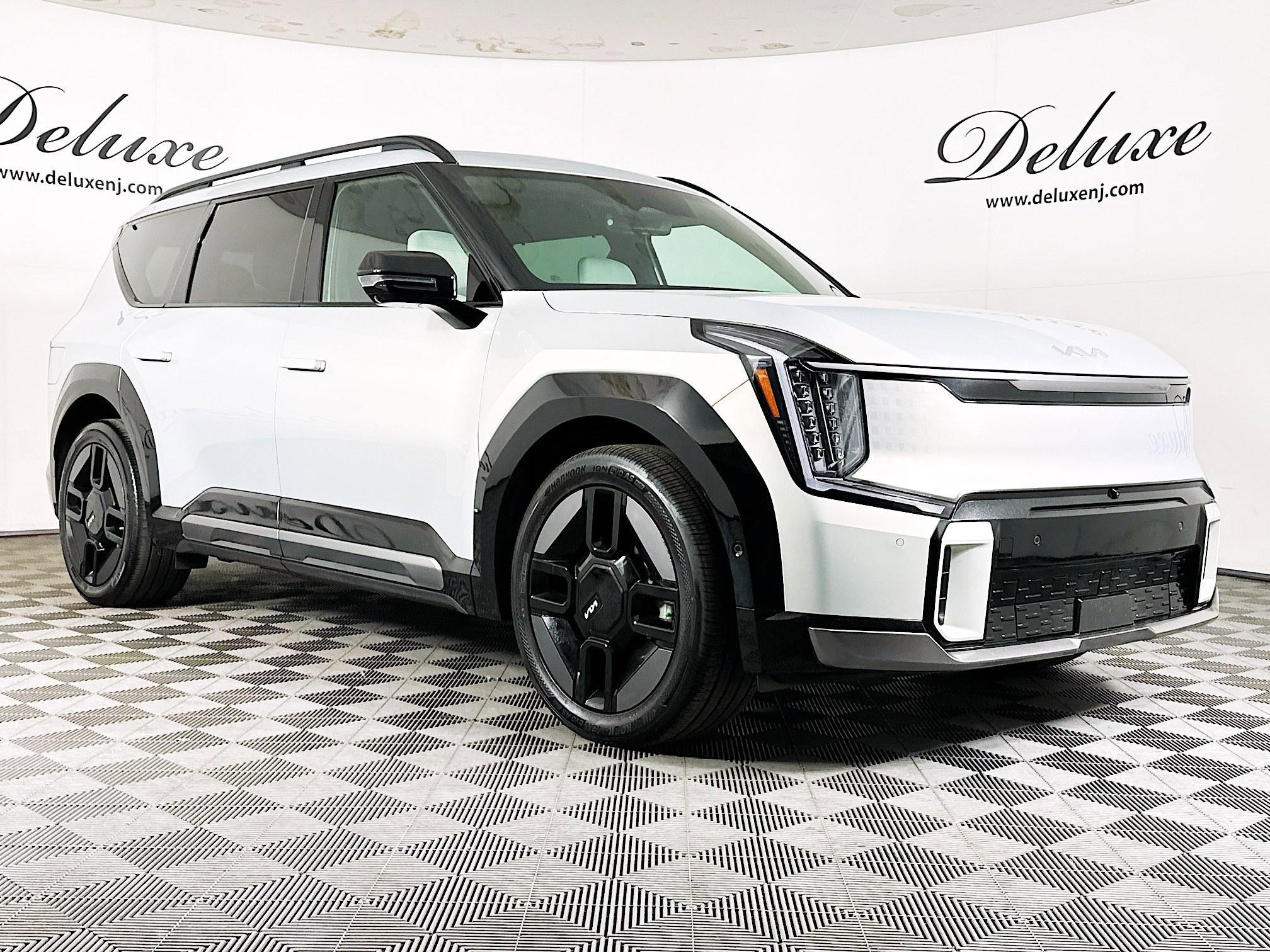 2024 Kia EV9 GT-Line AWD's photo