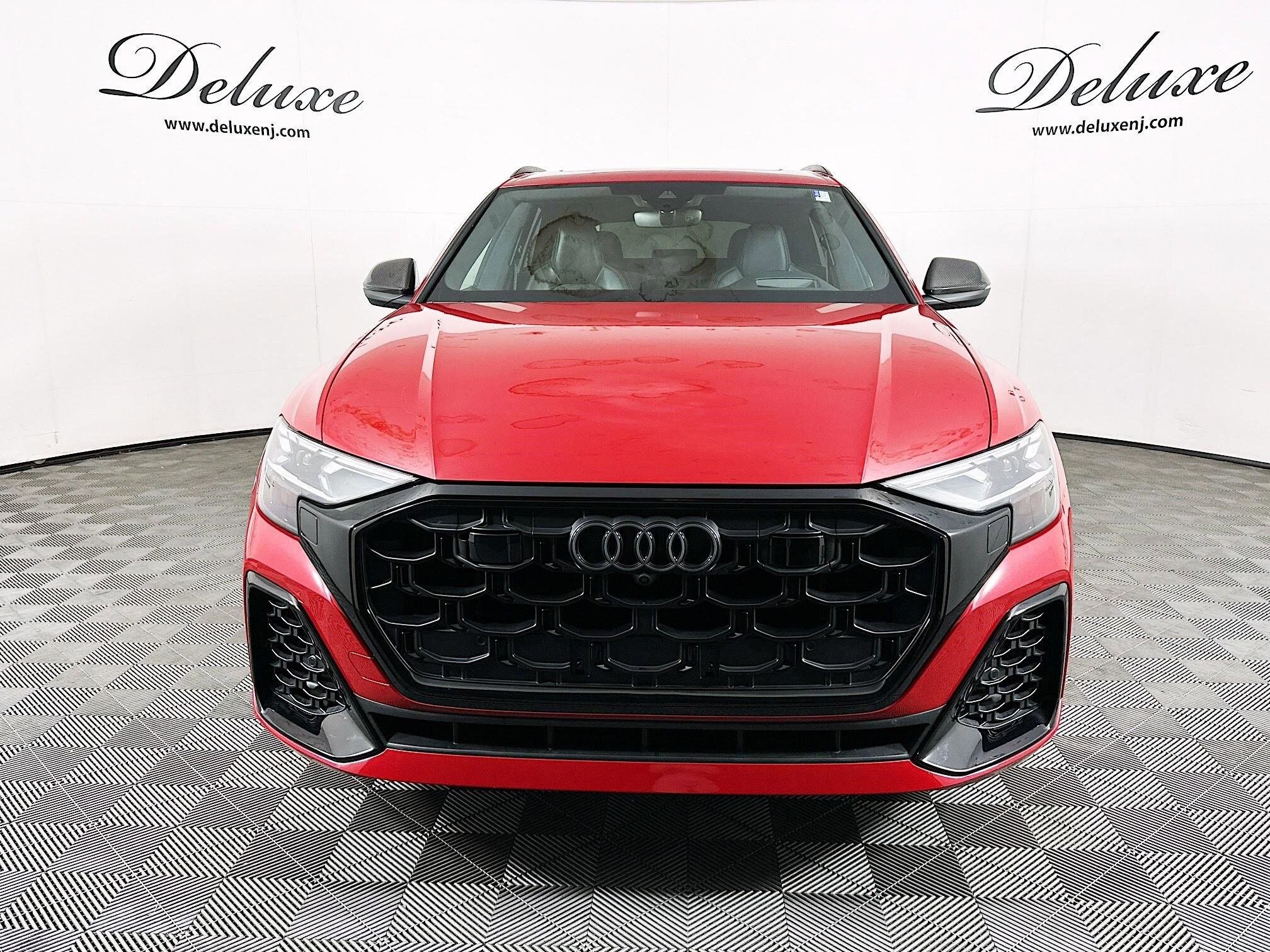 2024 Audi SQ8 Prestige photo 2
