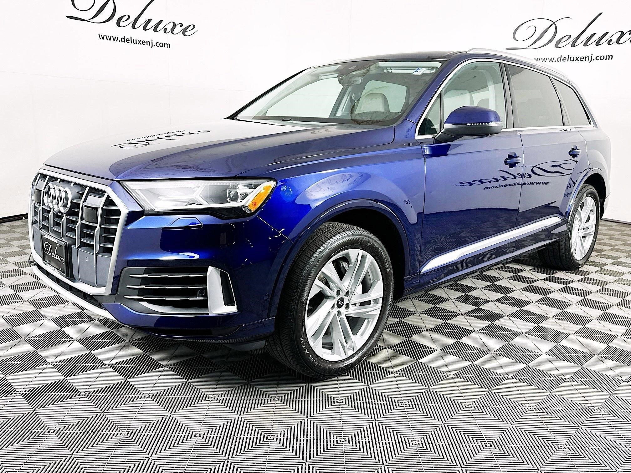 2021 Audi Q7 55 Premium Plus photo 2