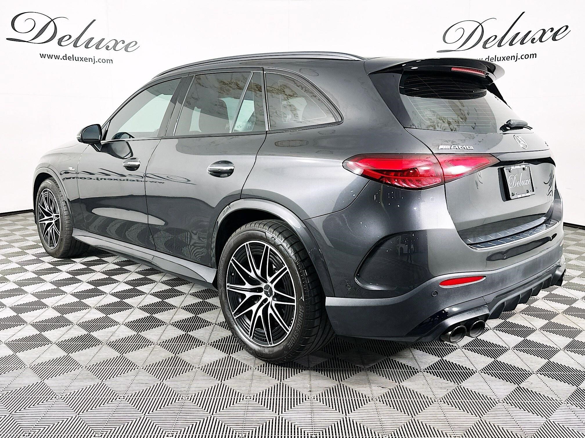 2024 Mercedes Benz GLC 43 AMG 4MATIC photo 4