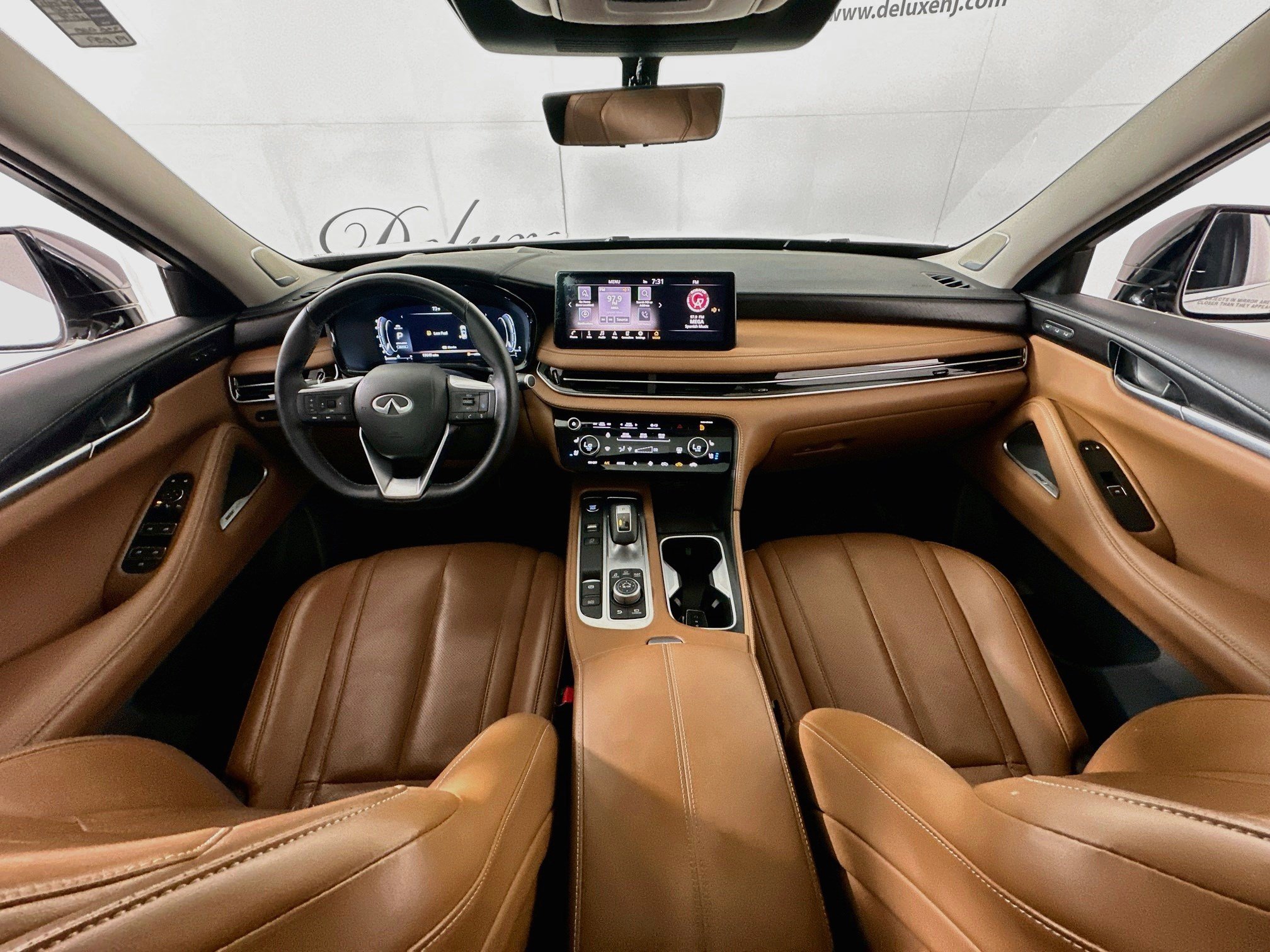 2025 INFINITI QX60 18