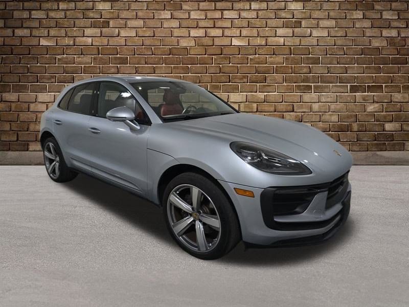 2024 Porsche Macan Base