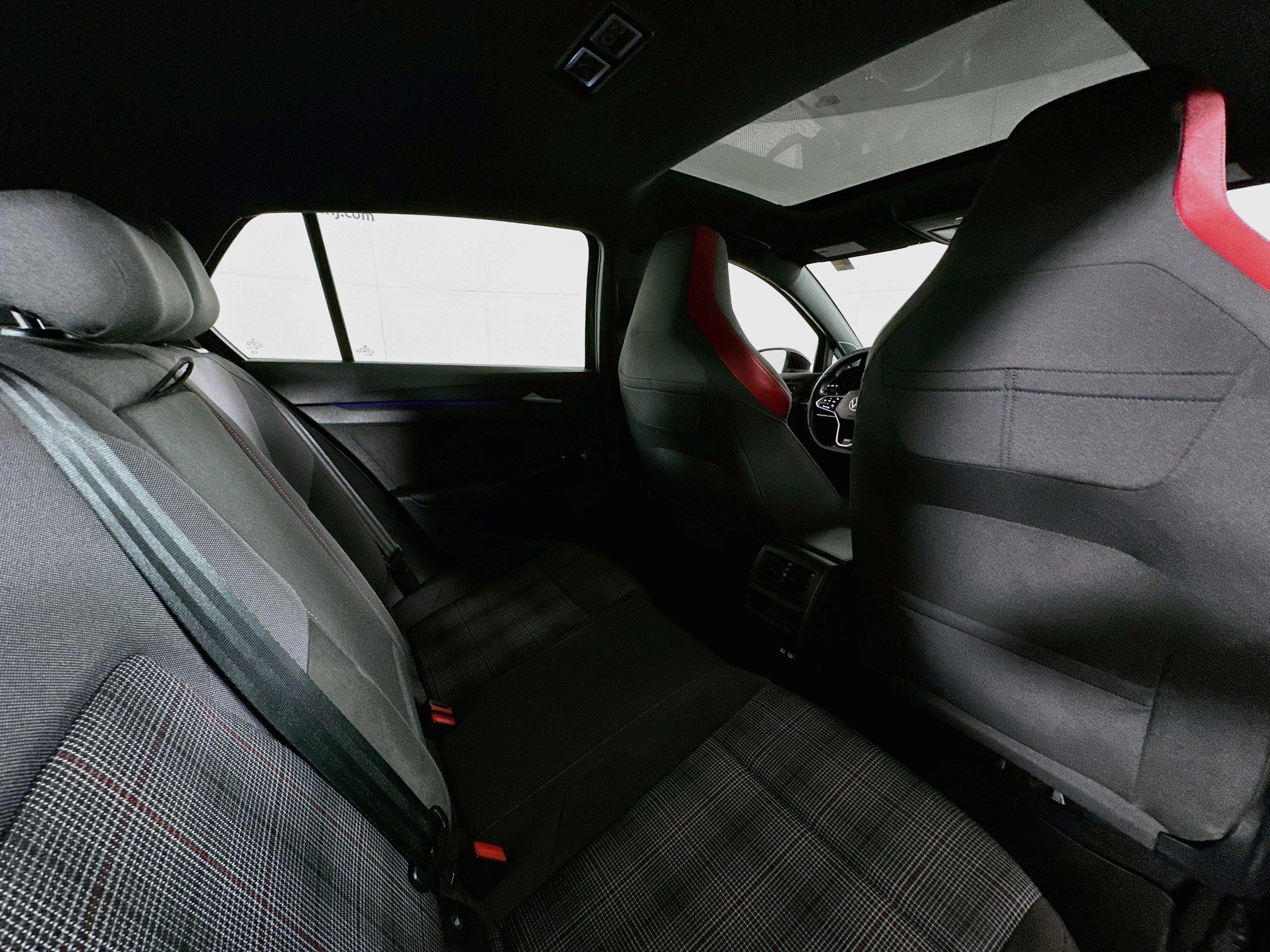 2023 Volkswagen Golf GTI 26