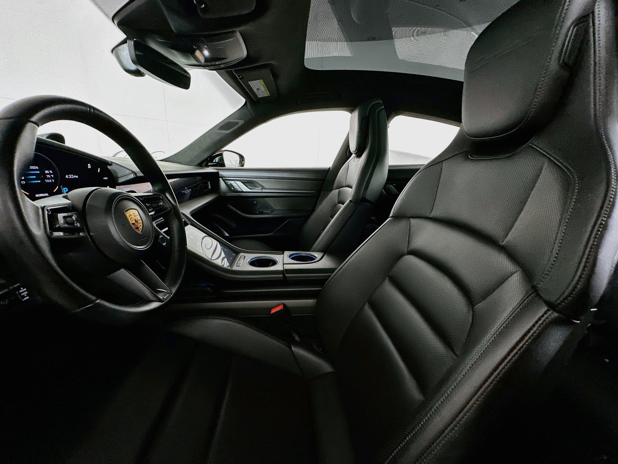 2022 Porsche Taycan 18