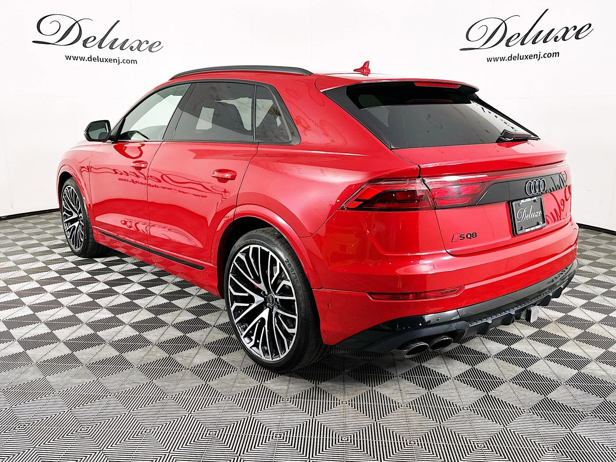 2024 Audi SQ8 Prestige photo 4