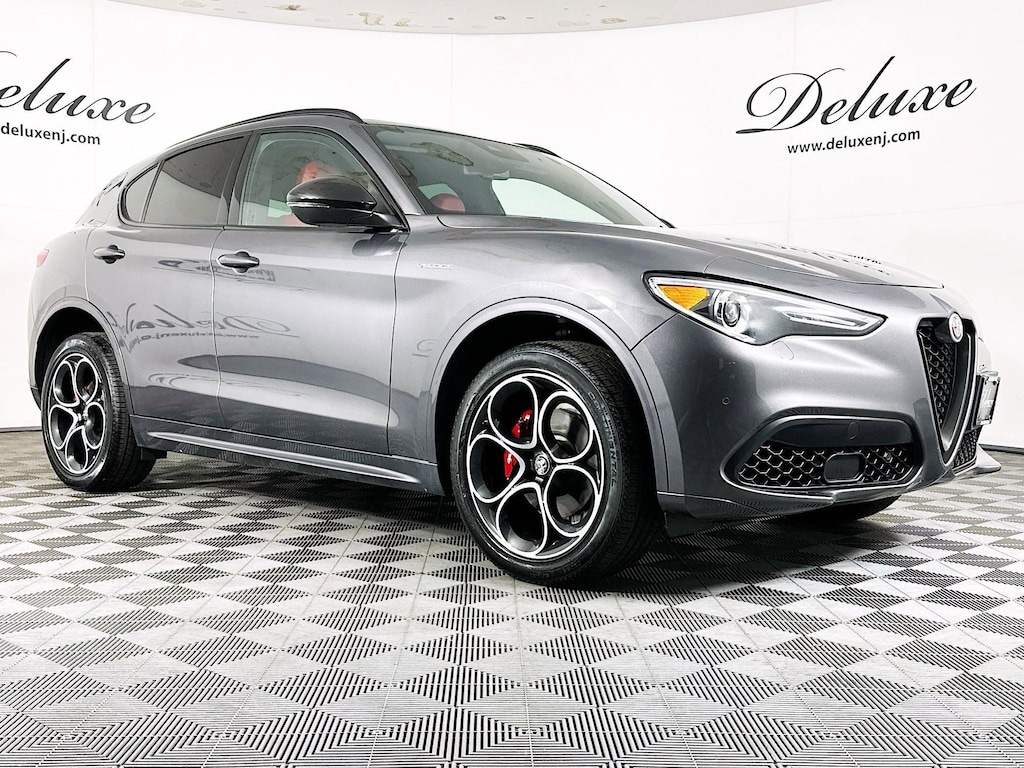 Used 2022 Alfa Romeo Stelvio Veloce AWD SUV,